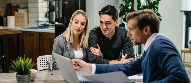 ¿Cómo y por qué contratar una consultoría de negocio?
