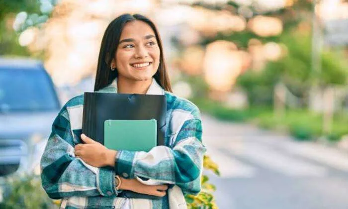 Becas de posgrados en España para extranjeros