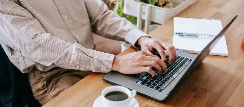 Cinco trabajos remotos con alta demanda en España en 2025
