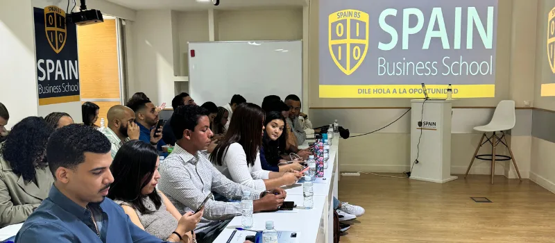 El futuro del liderazgo es digital, humano y sostenible. Comienza la edición octubre 2025 de SBS