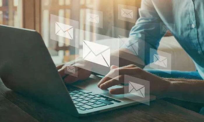 Antes de mandar un correo, pon en práctica la regla de 3
