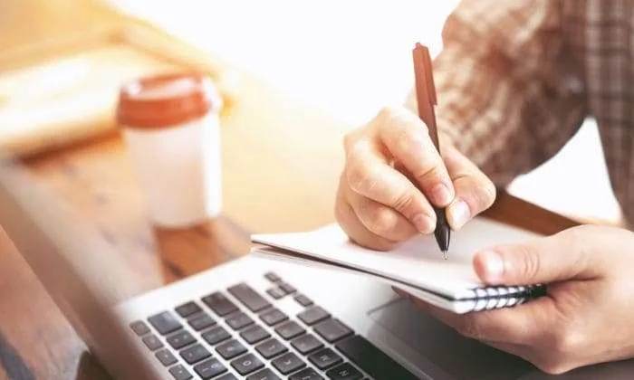 Estudiar y trabajar, aprende a compatibilizar y triunfarás en ambos