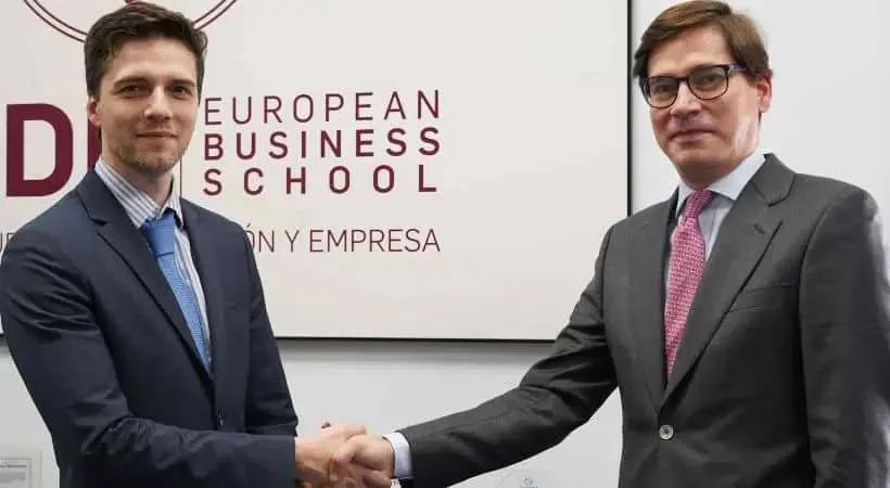 EUDE Business School y TradingView firman un acuerdo de colaboración para potenciar la educación financiera