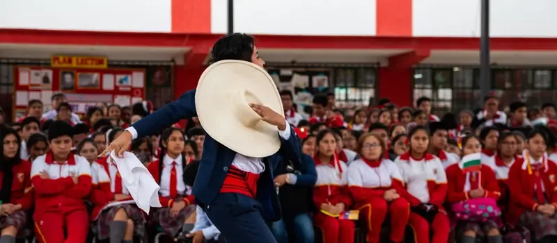 Feijóo insta a un protocolo escolar unificado con apoyo financiero