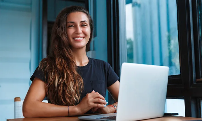 La formación artística online es posible con Escuela des Arts