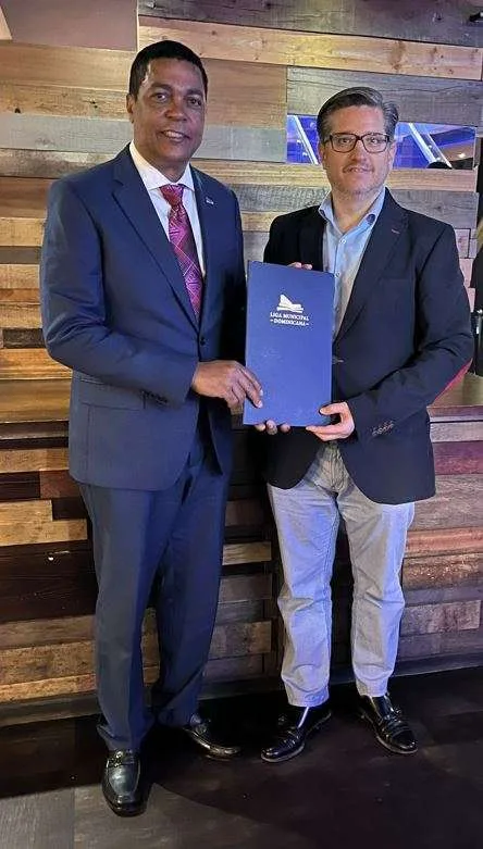 La Liga Municipal Dominicana y Spain Business School firman un acuerdo interinstitucional para la capacitación de los gobiernos locales