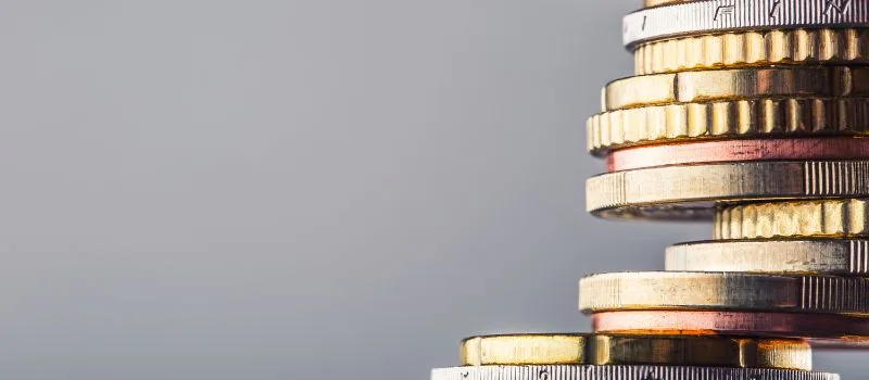 Las profesiones tecnológicas más demandadas y sus salarios en España para 2025