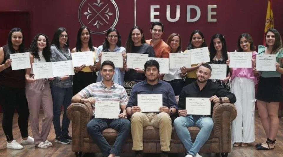 Más de 60 Alumnos Participan en el PDDI de EUDE Business School