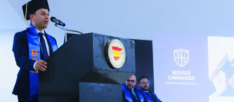 SBS gradúa en El Salvador a alumnos de MBA y Marketing Digital con título internacional