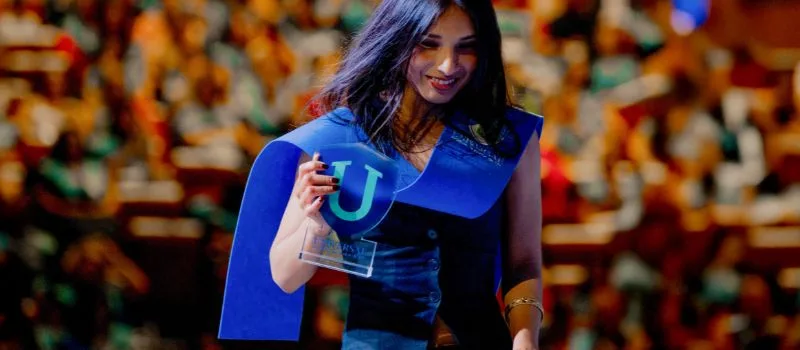 UNIVERSAE es reconocido como el Mejor Centro de Formación Profesional Online en los Student Choice Awards y consolida su liderazgo educativo en los rankings de Financial Magazine