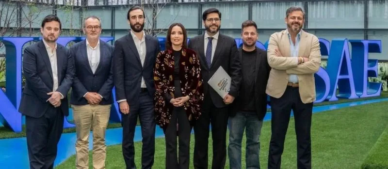 Universae y El Español impulsan el I Premio Nacional de Formación Profesional con cinco categorías