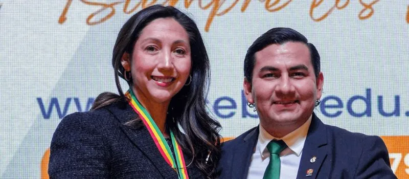 Vanessa Pereira Durán recibe la Medalla de Honor al Mérito de la Cámara de Diputados de Bolivia